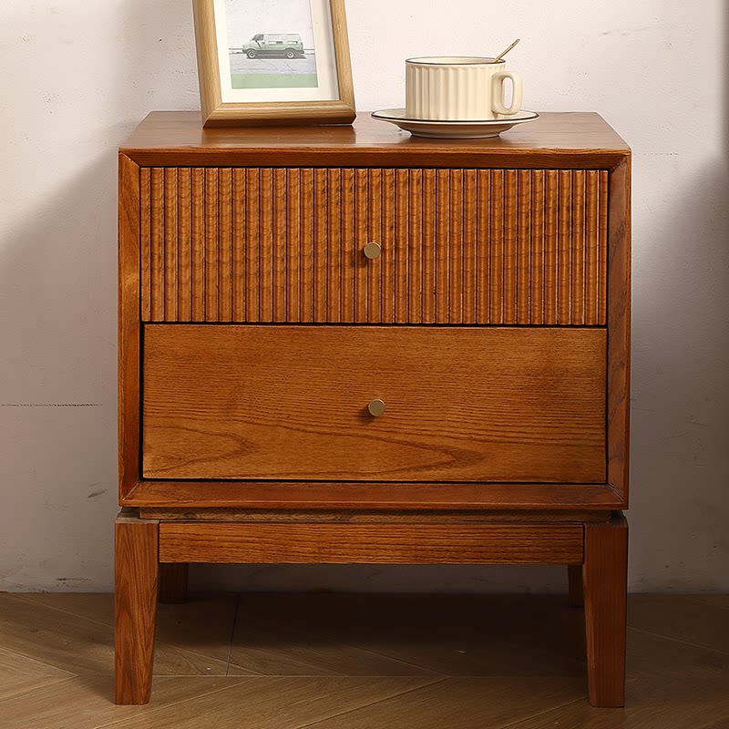 โต๊ะข้างเตียงไม้เนื้อแข็งสไตล์ - Solid Wood Nightstand 2 Drawers บทวิจารณ์และราคา
